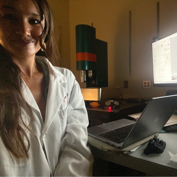 Meet your Posher, Hazel - Picture 2 of 3